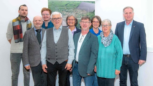 von links nach rechts: Philipp Raffetseder, Christian Kieslinger, Moses Gratzer, Rupert Huber, Anna Wall-Strasser, Manfred Penninger, Regina Penninger, Heidi Böck, Mario Moser-Luger. (Kurt Winter fehlt am Bild)